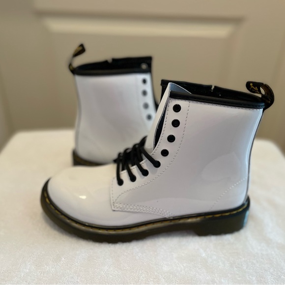 Doc Marten Kids Boots- Size 5 (Junior Girls); Size 4 (Boys) - Picture 2 of 10